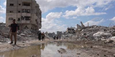 Gazzeliler, yıkılan evlerinin enkazında çadır kursa da topraklarını terk etmemekte kararlı