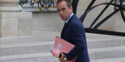 Fransa'da yeniden Başbakan atanan Lecornu hükümetini kurdu