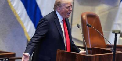 Güney Afrika, Trump'ın 'beyazlara soykırım uygulandığı' iddialarını yalanladı