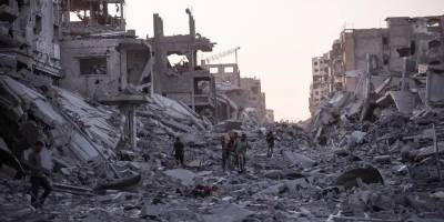 Gazze’de 10 binden fazla Filistinlinin naaşı enkaz altında