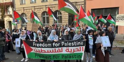 Almanya’da akademik ve kültürel alanda Filistin destekçilerine uygulanan baskı protesto edildi