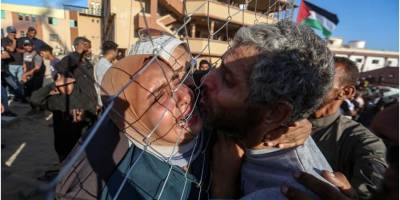 Filistinli esirler, Trump'ın “sonsuza kadar” barış ilan etmesine rağmen aileleriyle bir araya gelemedi