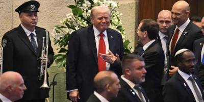 Siyonist methiyelerle yıkanan bir başkanın ikiyüzlülüğü