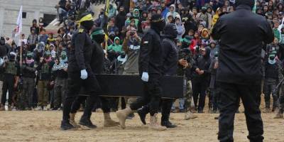 Kassam: Tüm sağ esirleri ve ulaşabildiğimiz cesetleri teslim ettik