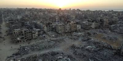 Gazze'de 10 binden fazla şehidin cansız bedeni enkaz altında