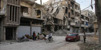 Savaşın yıktığı Şam'daki Yermük Kampı’nda, binlerce ailenin geri dönüşüyle hayat yeniden filizleniyor