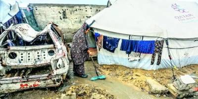 Sağanak yağmurlar Gazzelilerin çilesini artırıyor