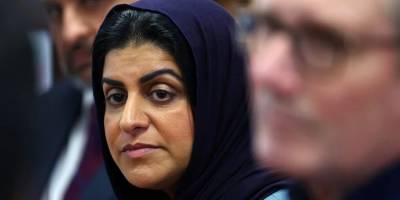 Irkçı bir sığınma politikasında beyaz olmayan bir yüz, zulmün maskesidir