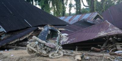Endonezya'da şiddetli yağışların yol açtığı afetlerde ölenlerin sayısı 604'e yükseldi