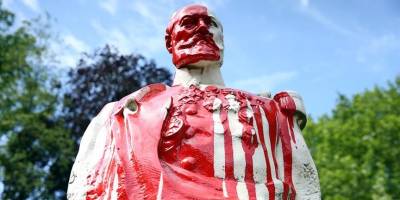 Batı'nın hümanizm iddiasına tarihsel itiraz