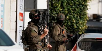 İşgalci İsrail güçleri, Batı Şeria'da iki ABD'li aktivisti gözaltına aldı