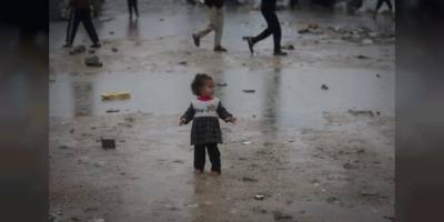 Gazze'de fırtına ve yağmur çadırları yerlerinden söküyor