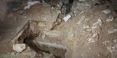 Suriye'de eski bir güvenlik merkezinde toplu mezar bulundu