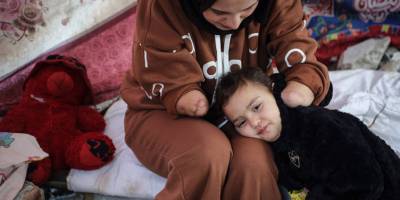 Katil İsrail Gazze'de kadınları annelikten, küçükleri çocukluktan mahrum etti