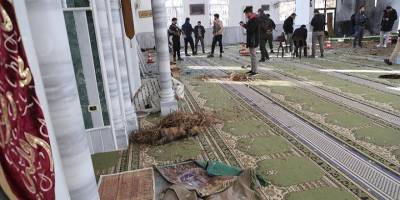 Arap ülkeleri, Suriye'de camiyi hedef alan saldırıyı kınayarak "dayanışma mesajı" verdi