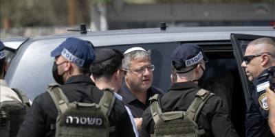 Necef bölgesinde bedeviler, Ben-Gvir'i taşladı