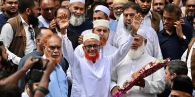 Bangladeş’te Cemaat-i İslami ve öğrenciler aynı cephede