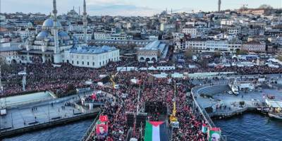 Filistin'e destek için yüzbinler Galata Köprüsü'nde buluştu