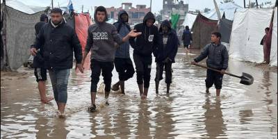 Gazze'deki yıkıcı sellerin ardından İsrail, insani yardım kuruluşlarının yardım faaliyetlerini yasakladı