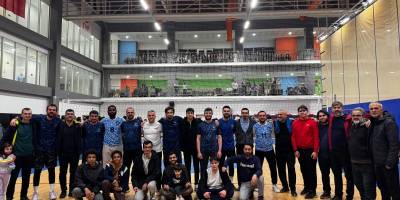 Özgür-Der, Ankara’daki STK’lar arası voleybol turnuvasında şampiyon oldu