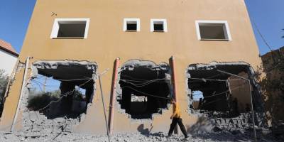 Katil İsrail ordusu, Batı Şeria'da el koyduğu Filistinli ailelerin evlerini askeri karargahlara çevirdi