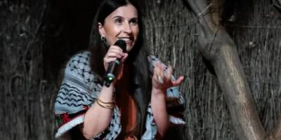 Avustralya'da Filistinli yazarın programdan çıkarılmasıyla başlayan boykot sonrası festival yönetiminde istifa