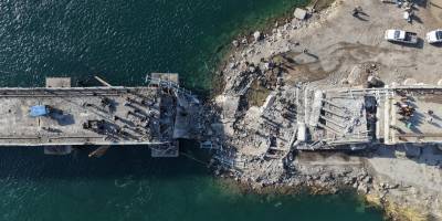 Suriye hükümeti, YPG'nin Rakka'da patlattığı köprüleri tadilata başladı