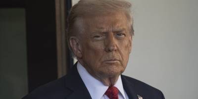 Trump, İran ile iş yapan ülkelere ek tarife uygulanabilmesine yönelik kararnameyi imzaladı