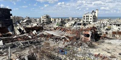 İşgal ordusu Gazze'nin güney ve kuzeyinde geniş çaplı yıkımlar gerçekleştiriyor