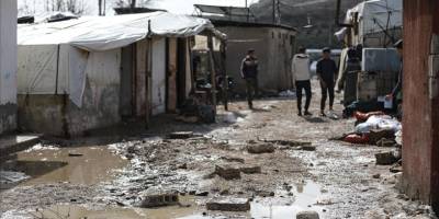 Suriye'deki şiddetli yağışlar nedeniyle 6 kamptan 173 aile tahliye edildi