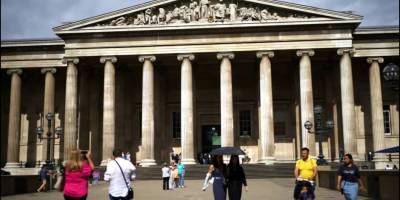 Britanya Müzesi, sergilerden 'Filistin'e yapılan atıfları kaldırdığı için eleştiriliyor