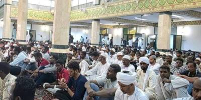 Hartum'da HDK'dan kurtarılan bölgelerde 2 yıl sonra ilk teravih namazı kılındı