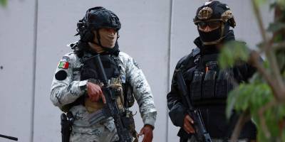 Meksika'da uyuşturucu baronunun öldürülmesinin ardından çıkan olaylarda 55 kişi öldü