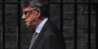 İngiltere'nin eski Washington Büyükelçisi Mandelson gözaltına alındı