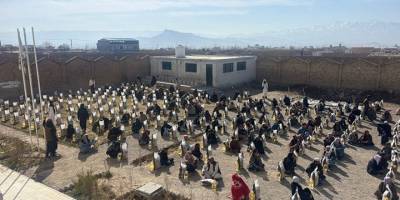 Bilgi ve Erdem Vakfı ile Özgür-Der, Afganistan'da gıda kumanyası dağıtıyor