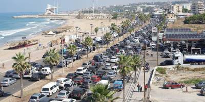 Lübnan'da bir günde 100 bin kişi evini terk etti