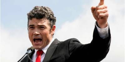 Kent’in uyarısı: Gerçek, savaş makinesinden kaçtığında