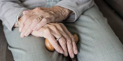 Türkiye'de yaklaşık 1,8 milyon yaşlı tek başına yaşıyor