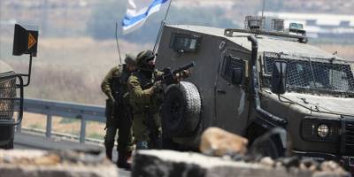 İşgal güçleri El Halil’de Filistinli bir genci yaraladı