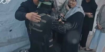 Kassam mücahitleri Gazze halkı ile bayramlaştı