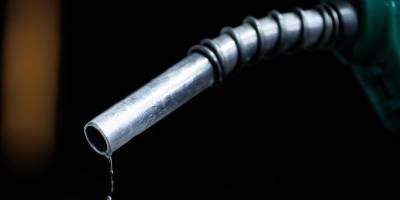 Avustralya, Orta Doğu'daki gerilim nedeniyle akaryakıt vergisini yarıya indirdi