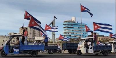 Sokakların sessizliğe büründüğü Küba'da halk ablukaya tepki gösterdi