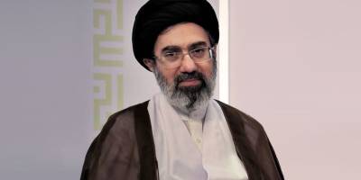 İngiliz basını: Mücteba Hamaney'in bilinci kapalı, tedavi görüyor