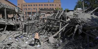 Saldırıda hedef alınan Tahran'daki Şerif Teknoloji Üniversitesi görüntülendi