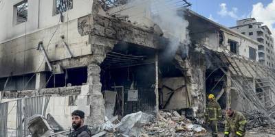 İşgalci İsrail'in Lübnan'a düzenlediği saldırılar sürüyor