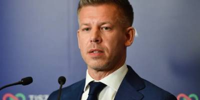 Orban'ı ezici bir farkla yenen Macaristan'ın yeni lideri Peter Magyar kimdir?