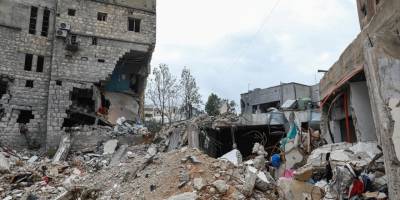 İşgalci İsrail'in hedef aldığı Nebatiye kentinde büyük bir yıkım kaldı