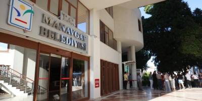 Manavgat Belediyesine yönelik soruşturmada gözaltına alınan 5 şüpheli tutuklandı