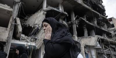 İşgalci İsrail, Lübnan'ın güneyinde evleri yıkmaya devam ediyor