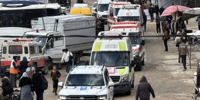 İsrail'in kısıtlamaları altındaki Refah Kapısı'ndan tedavi için 24 hasta Gazze'den ayrıldı